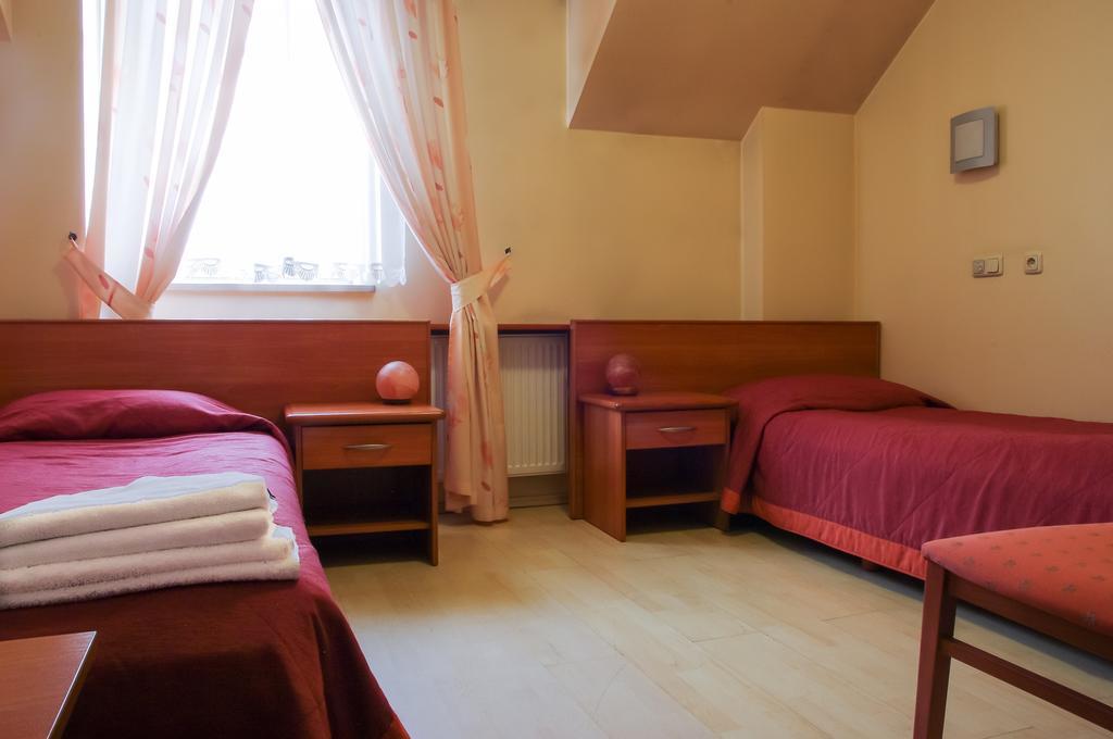 Hotel Sutoris Bochnia Pokój zdjęcie